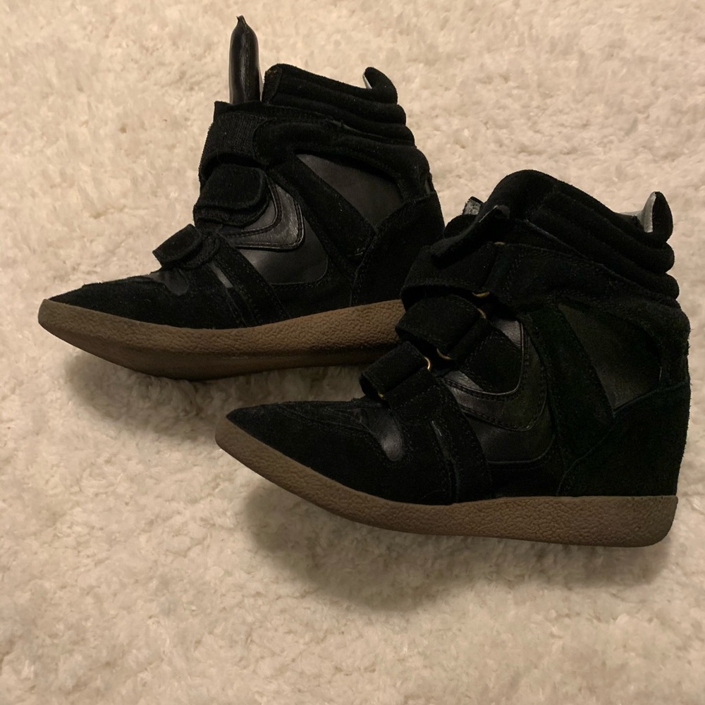 Steve Madden puffer sneaker booties